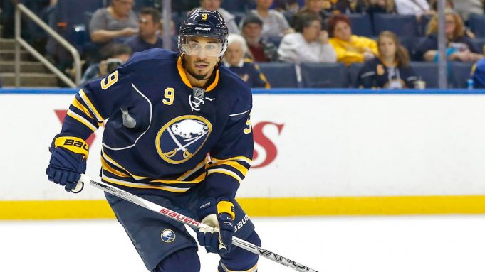 Evander Kane passe aux Sharks de San Jose evander kane