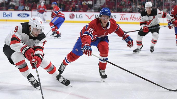 Claude Julien a pris la décision de laisser Jesperi Kotkaniemi de côté contre les Jets de Winnipeg Jesperi Kotkaniemi