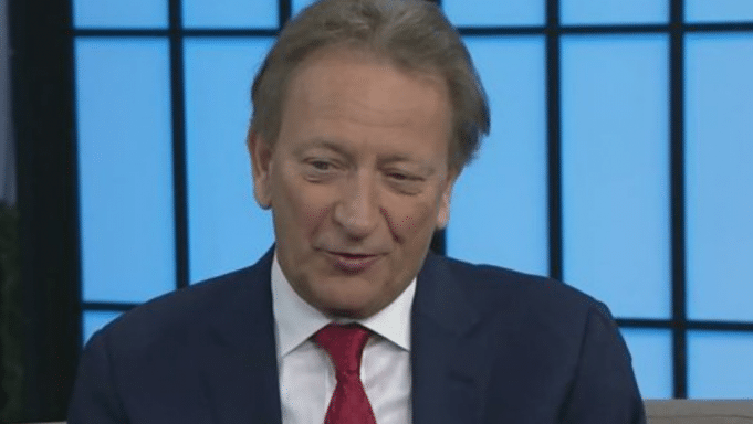 Le propriétaire des Sénateurs s’en prend publiquement aux fans d’Ottawa et à ce journaliste