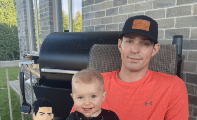 Carey Price publie une rare photo avec son fils Lincoln
