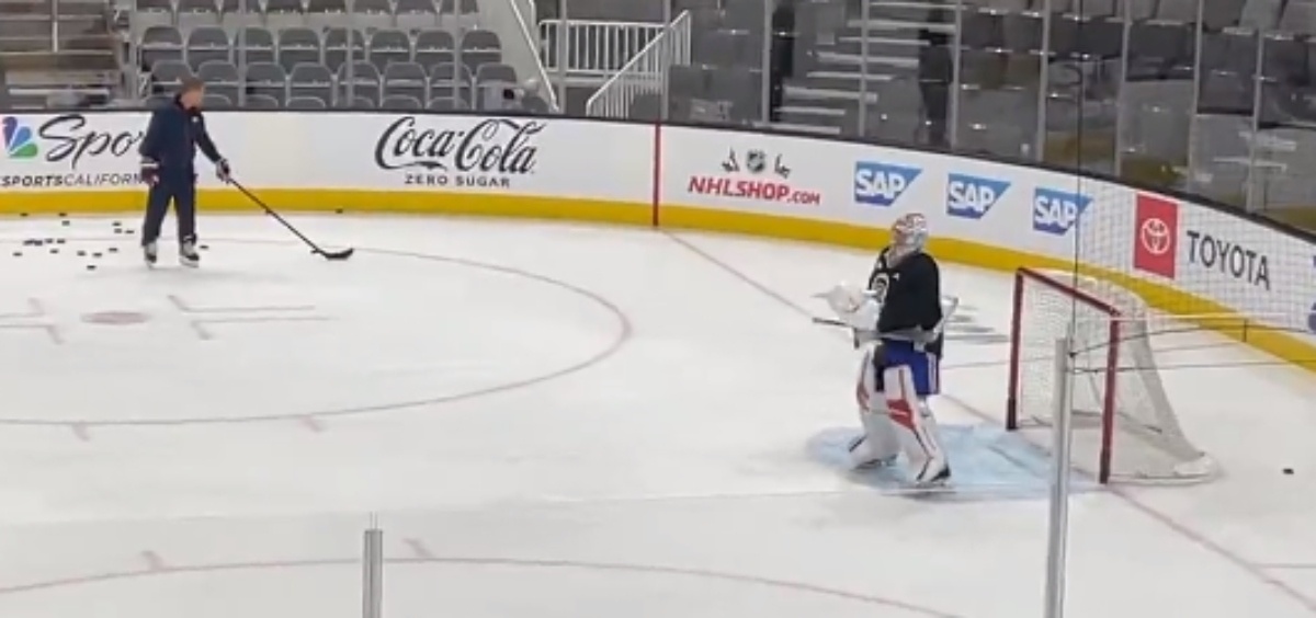 Cayden Primeau au SAP Center